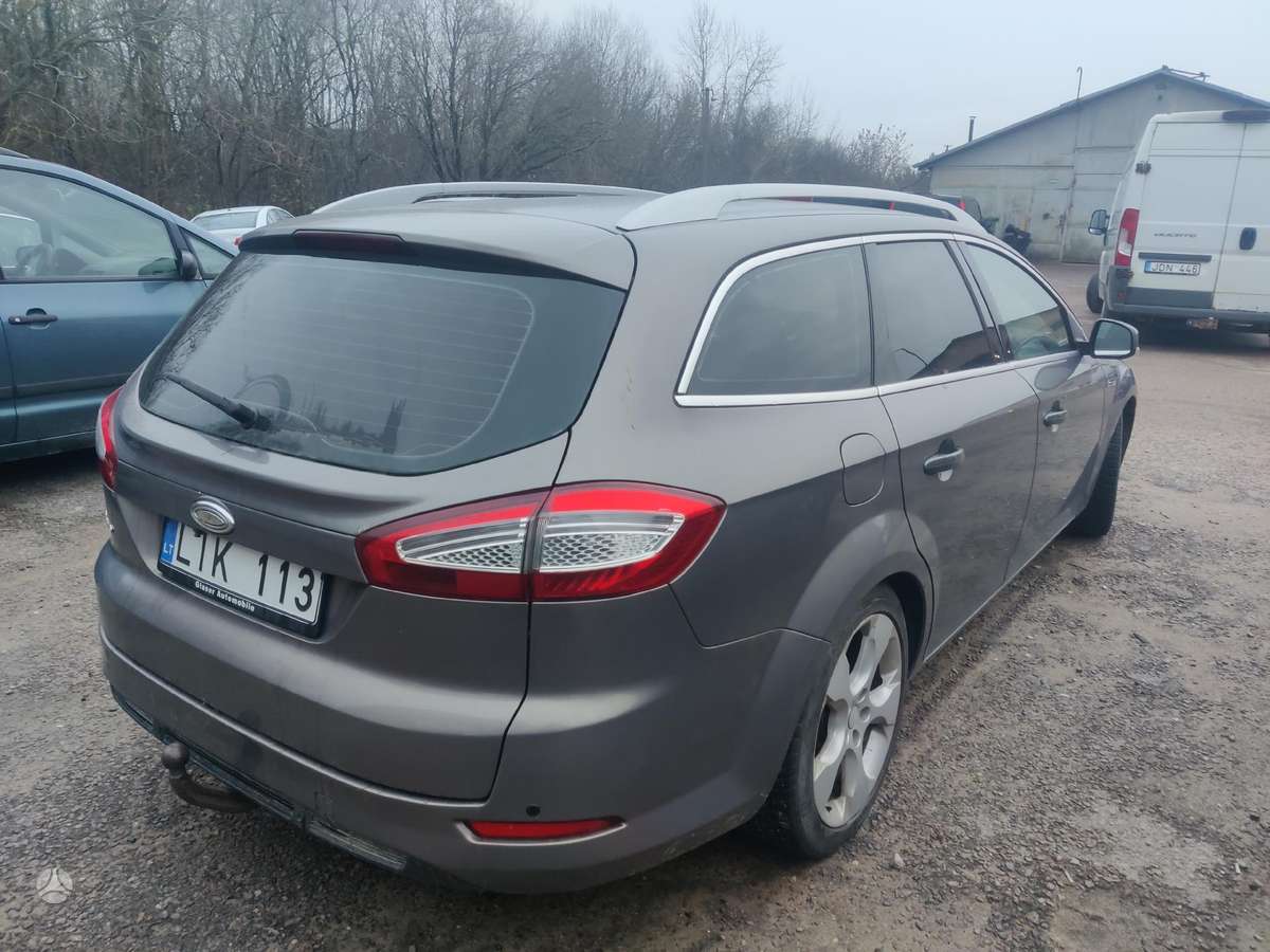 Ford Mondeo dalimis. Dalimis