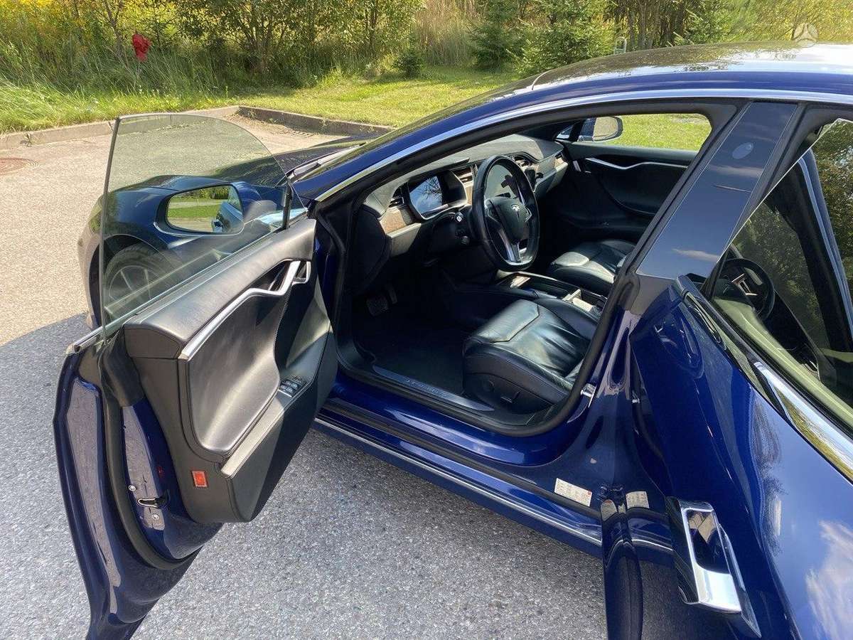 Tesla Model S, 100 кВт·ч, Хэтчбек