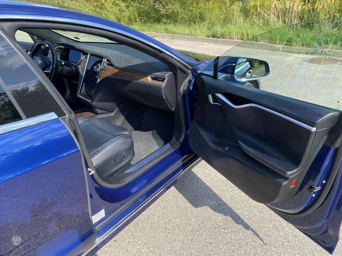Tesla Model S, 100 kWh, hatchback