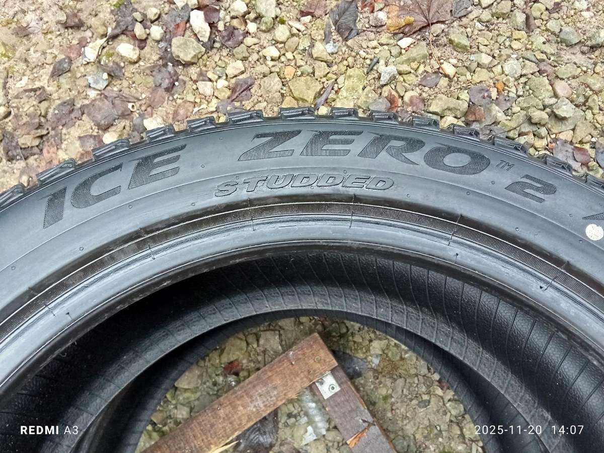Pirelli, зимние 225/50 R18