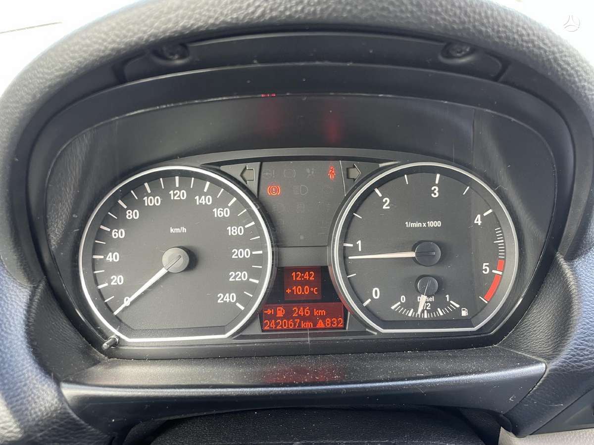 BMW 118, 2.0 l., Хэтчбек