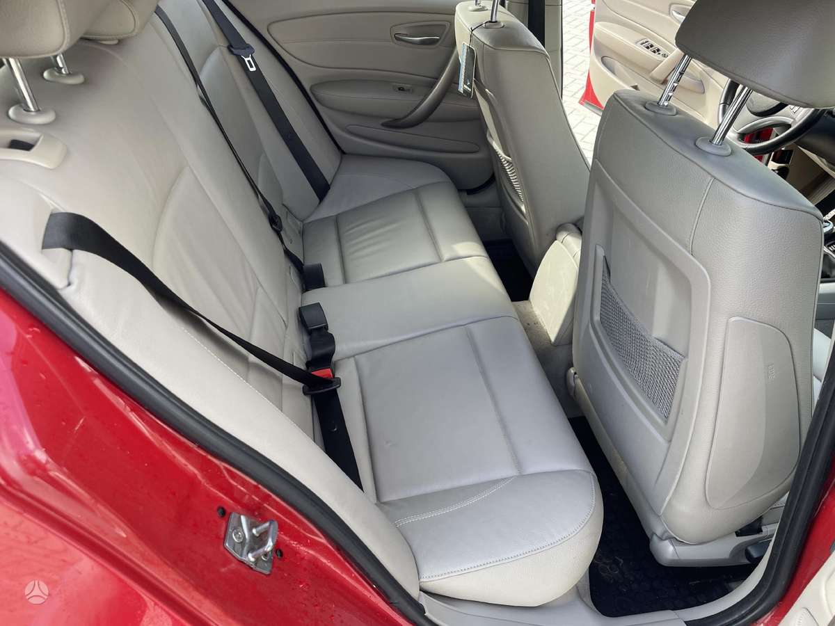 BMW 118, 2.0 l., Хэтчбек