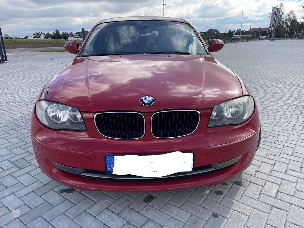 BMW 118, 2.0 l., hatchback