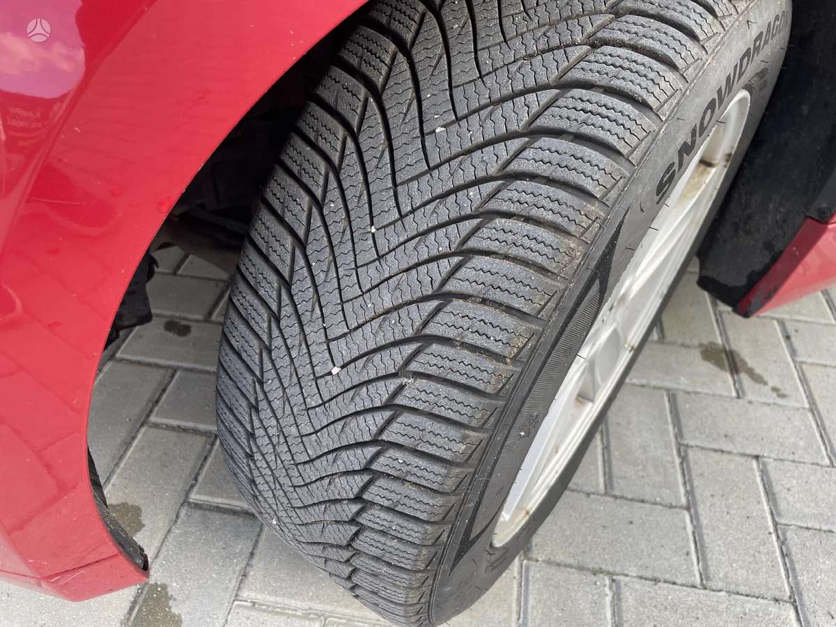 BMW 118, 2.0 l., Хэтчбек