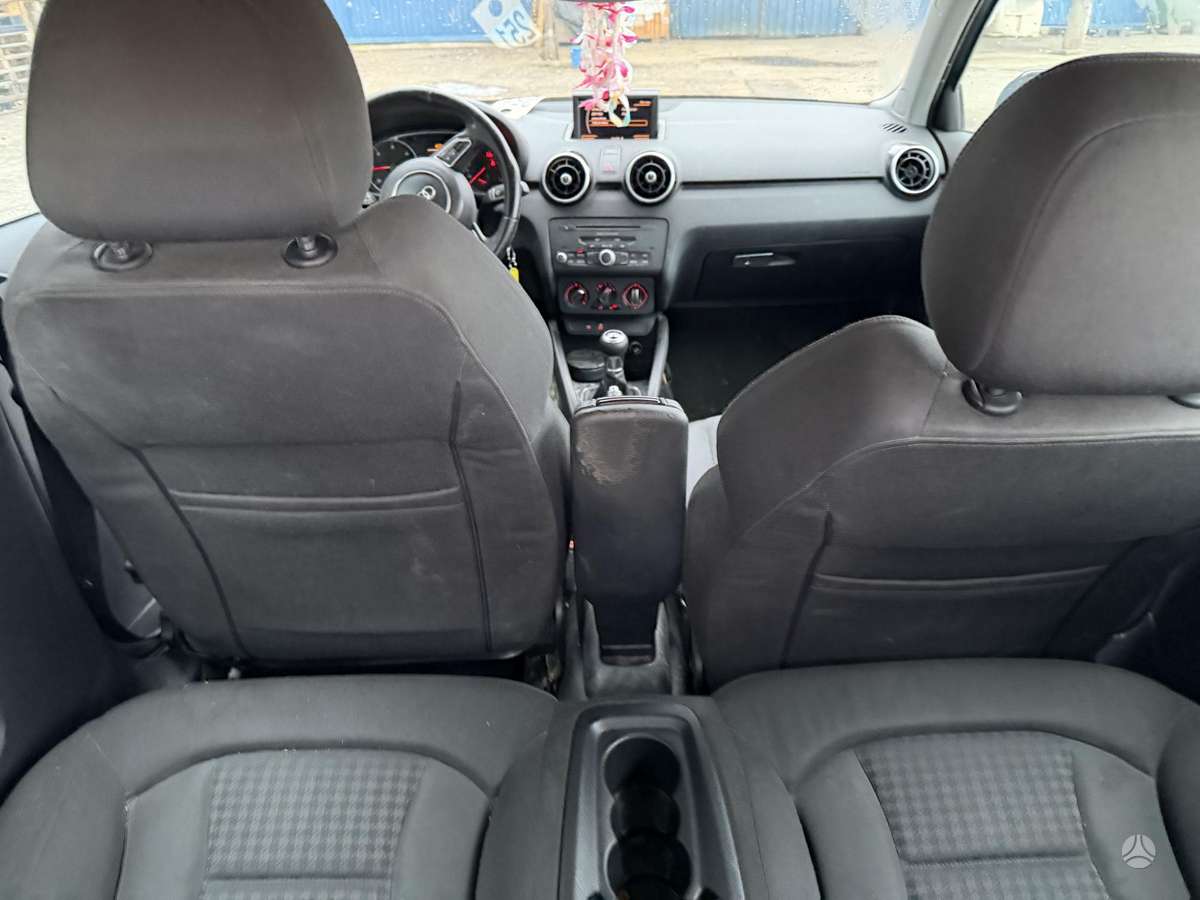 Audi A1, 1.6 l., hatchback