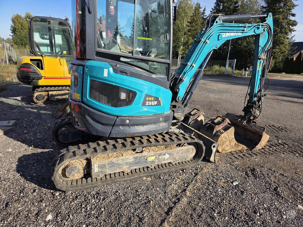 Sunward SWE25UF, mini ekskavatori