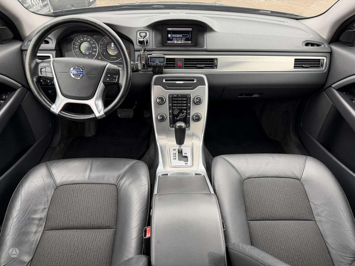 Volvo V70, 2.0 l., Универсал