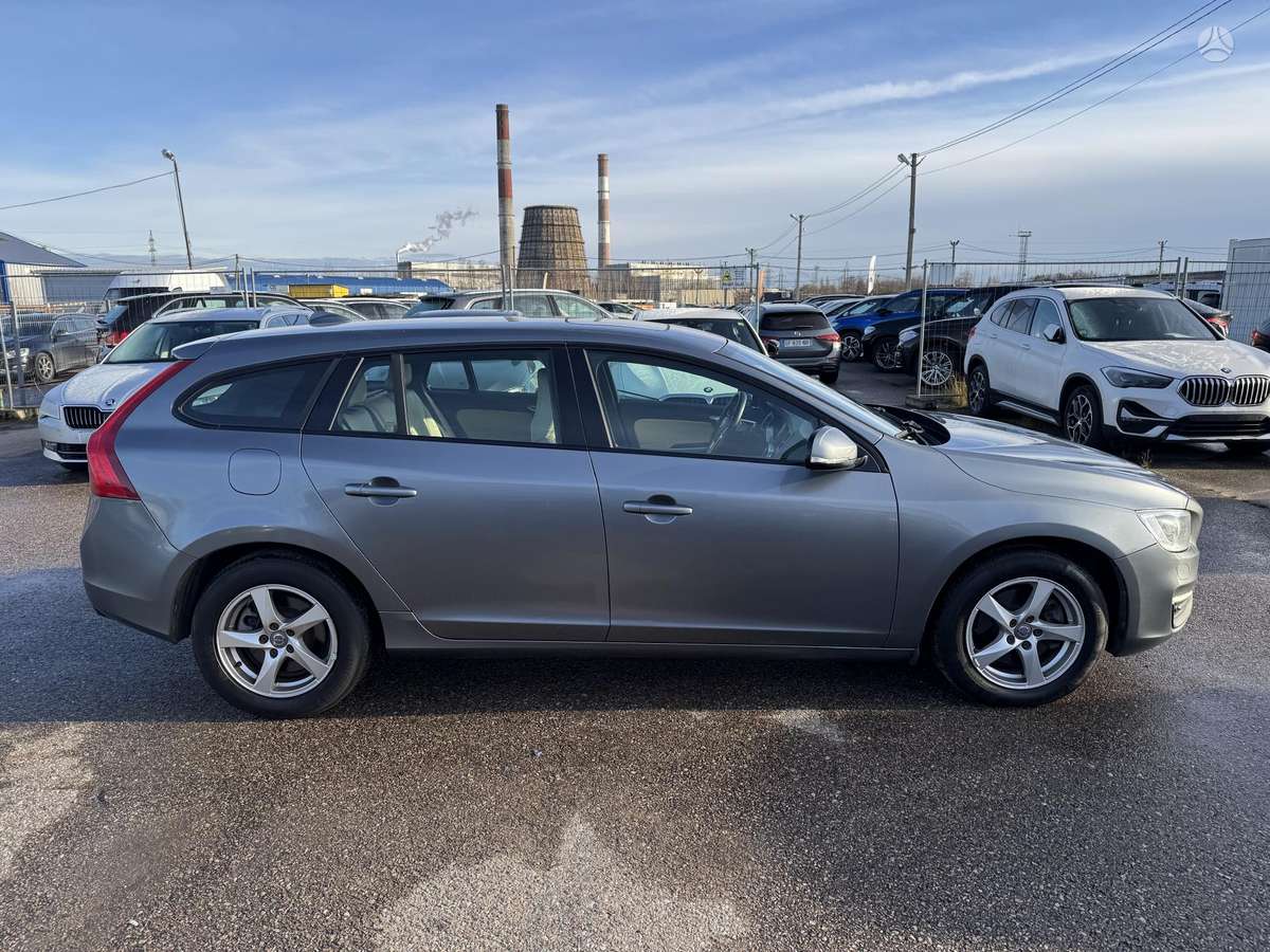 Volvo V60, 2.0 l., Универсал