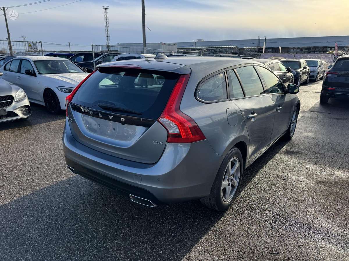 Volvo V60, 2.0 l., Универсал