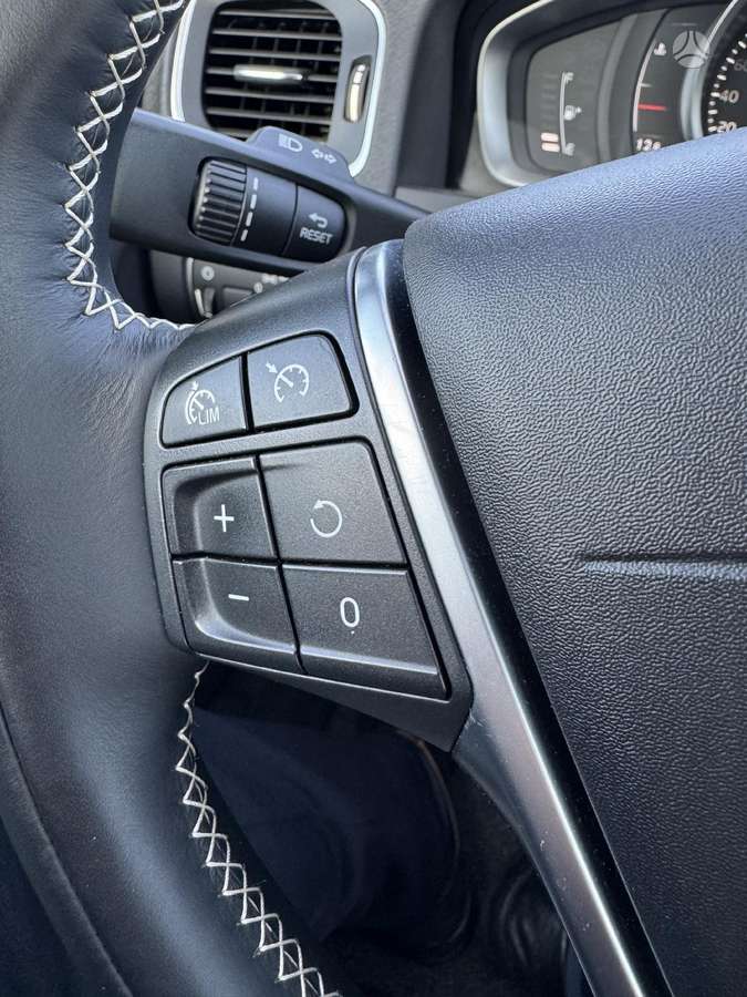 Volvo V60, 2.0 l., Универсал