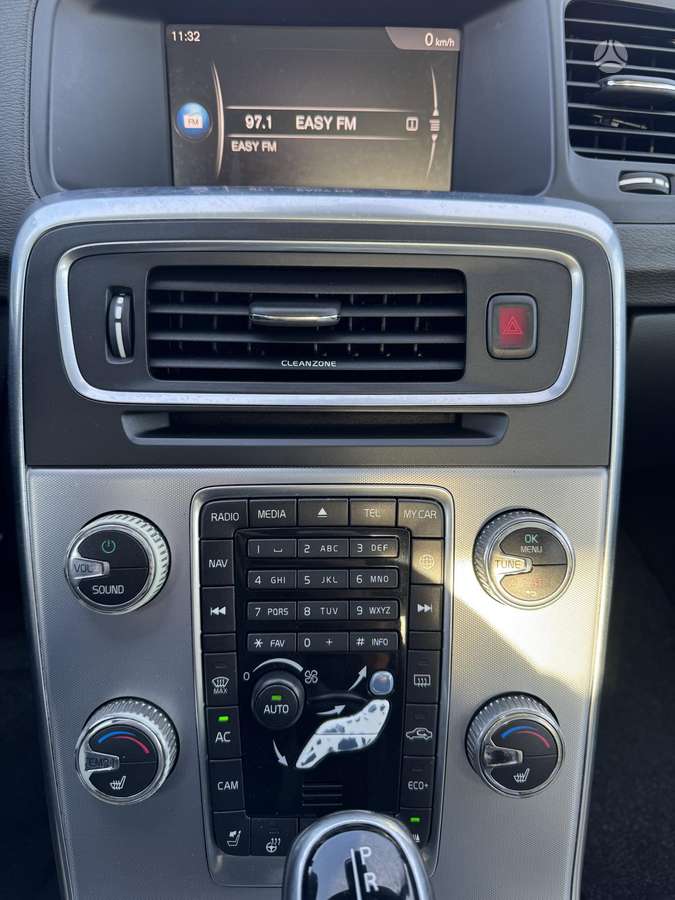 Volvo V60, 2.0 l., Универсал