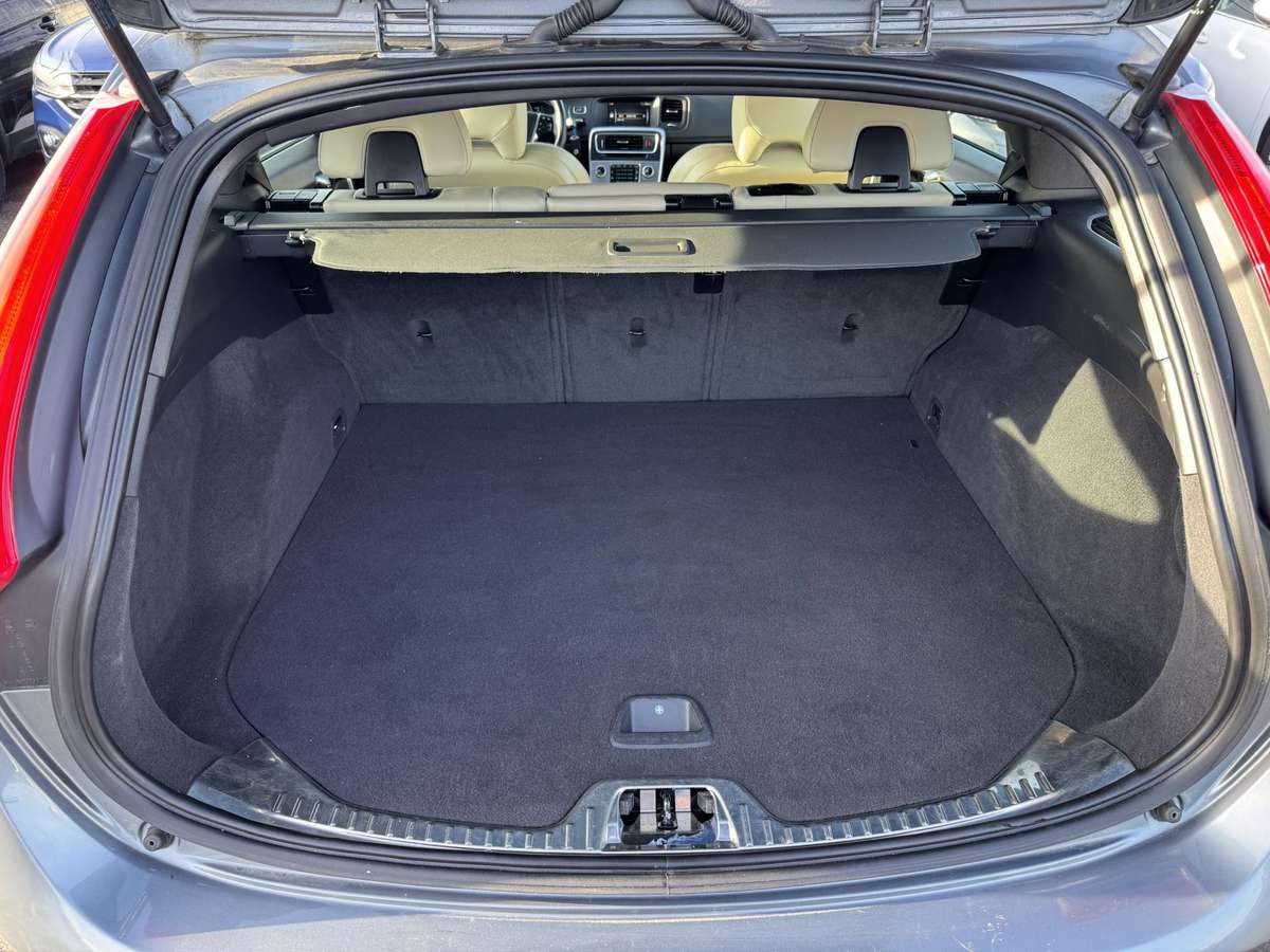 Volvo V60, 2.0 l., Универсал