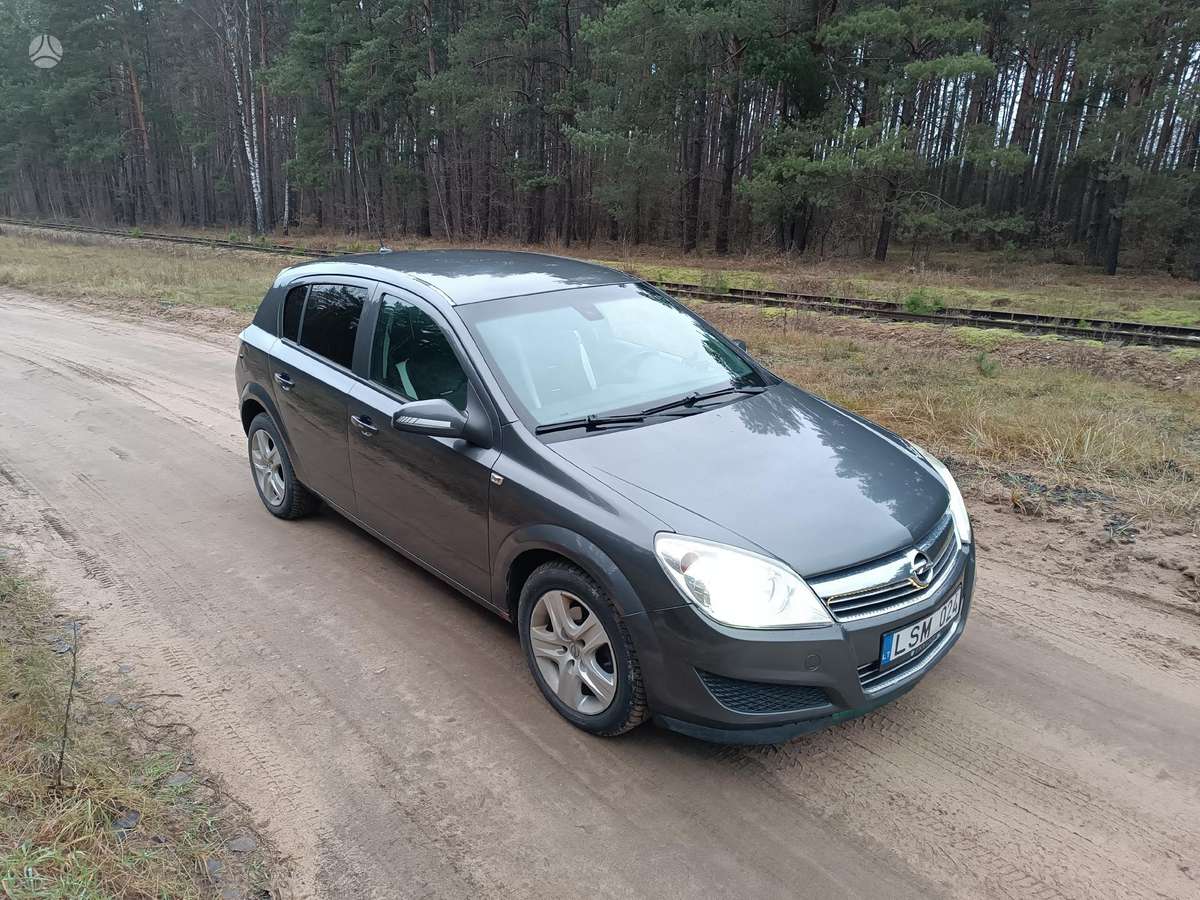 Opel Astra, 1.7 l., hatchback