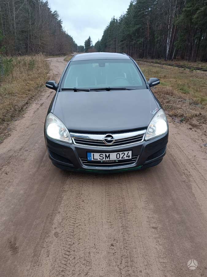 Opel Astra, 1.7 l., hatchback