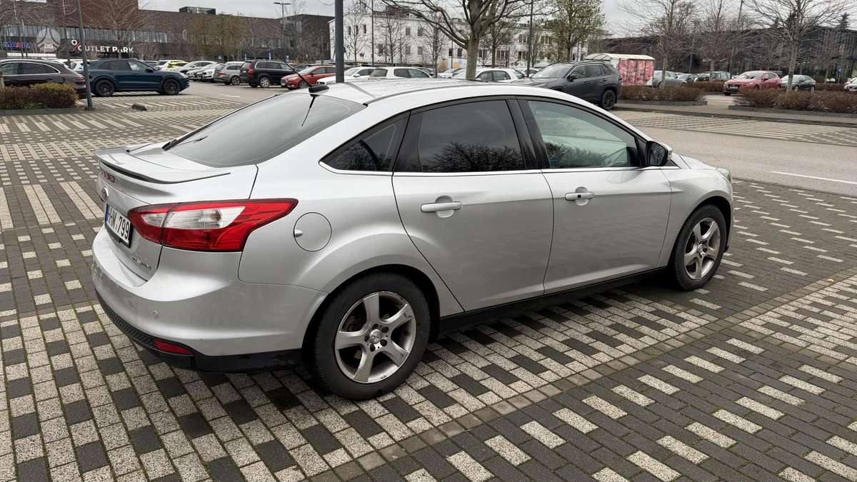 Ford Focus, 2.0 l., Седан