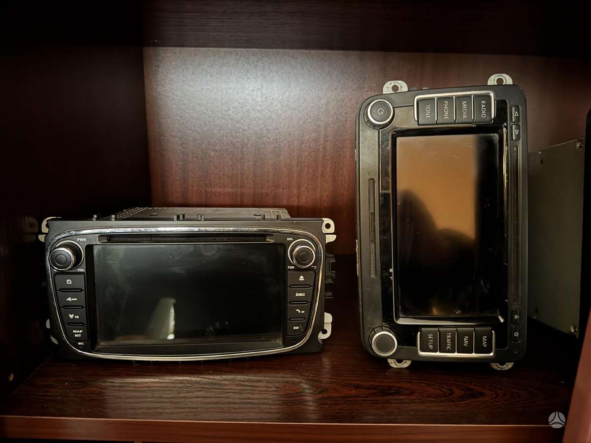 -Kita- Vw, lcd displays