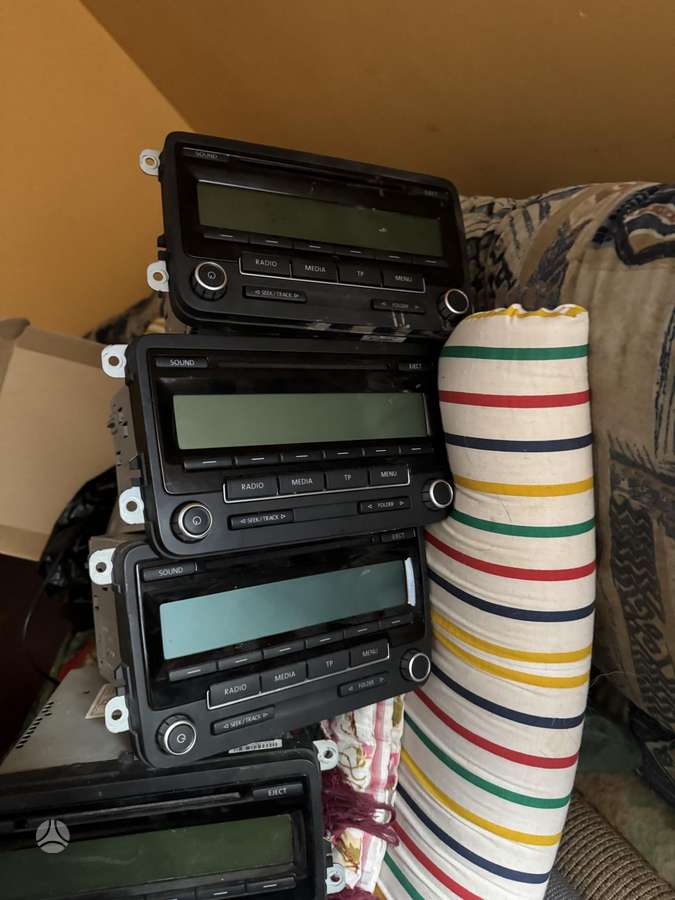 -Kita- Vw, lcd displays