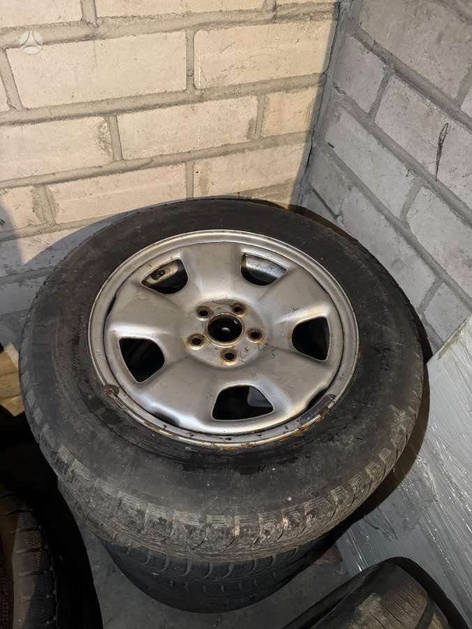 Subaru, tērauda apzīmogoti, R15