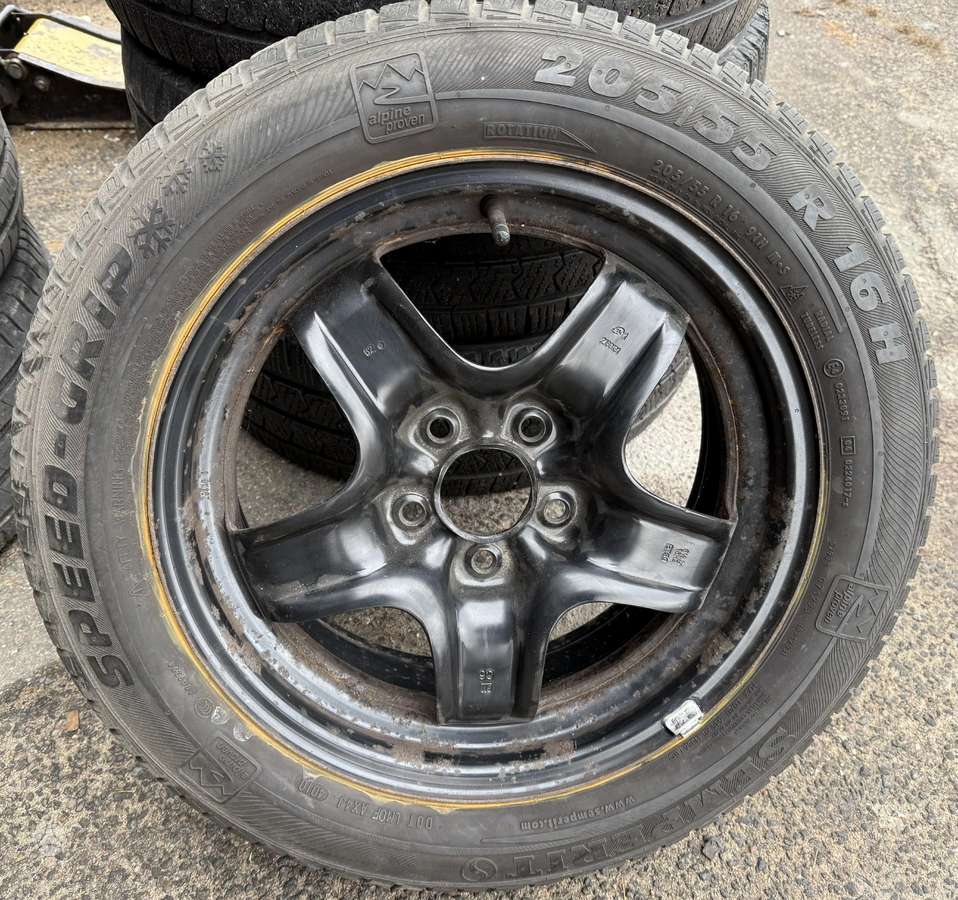 Opel Saab, tērauda apzīmogoti, R16
