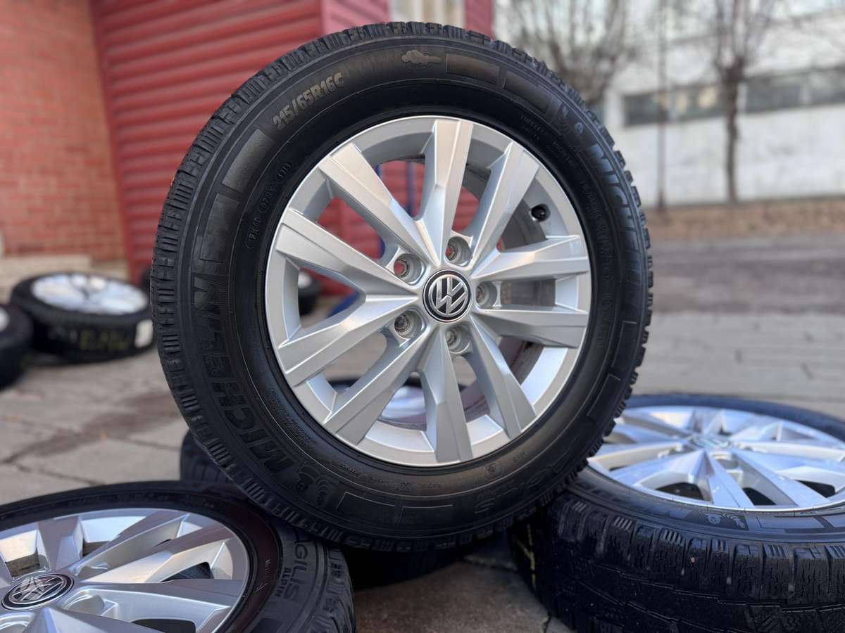 Volkswagen MULTIVAN, lengvojo lydinio, R16