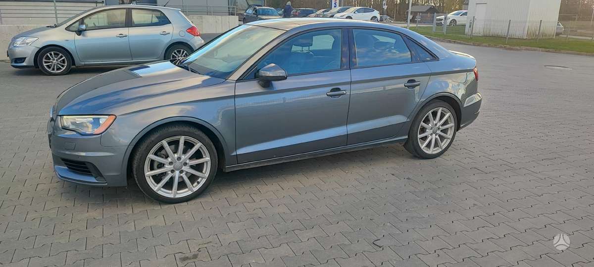 Audi A3, 1.8 l., Седан