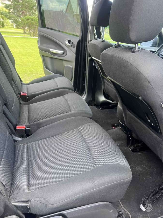 Ford S-MAX, Универсал