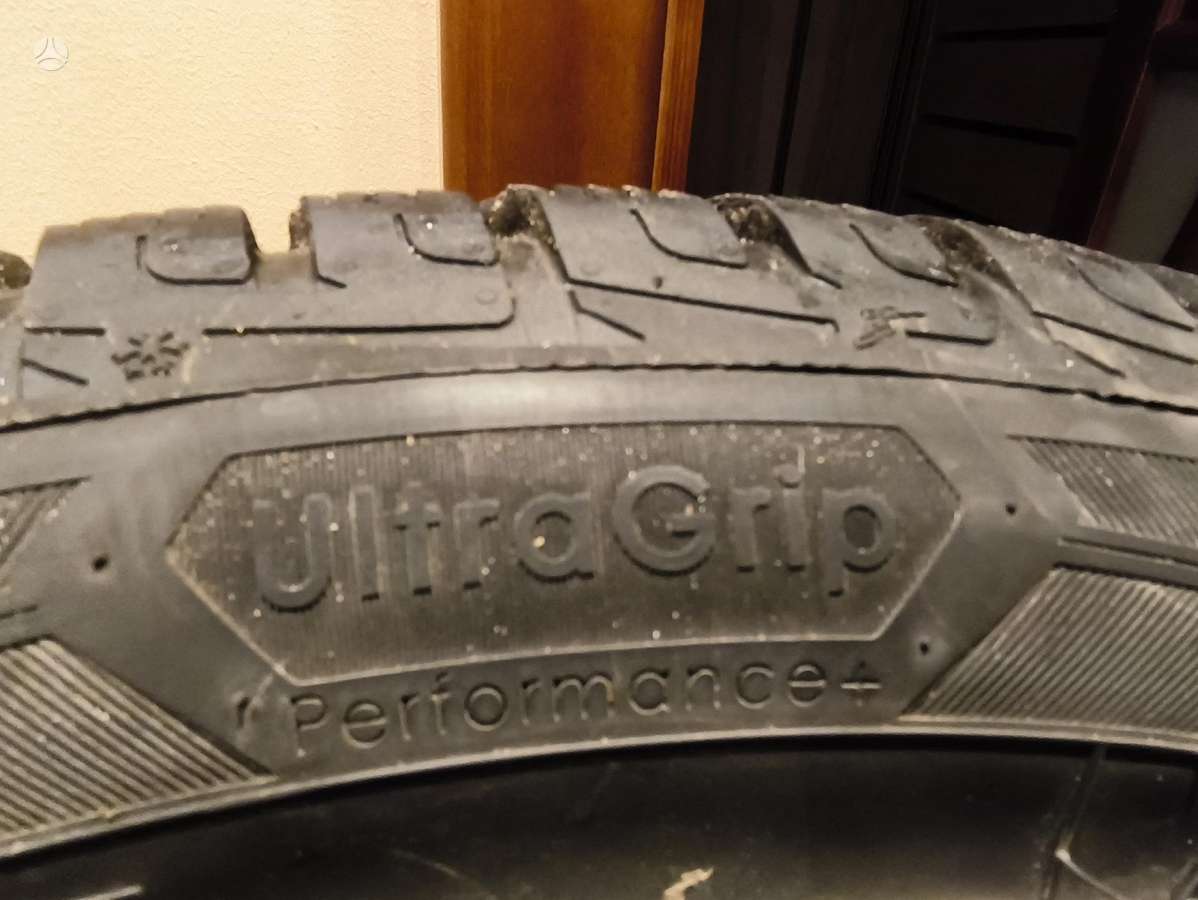Goodyear, vissezonas 235/50 R19