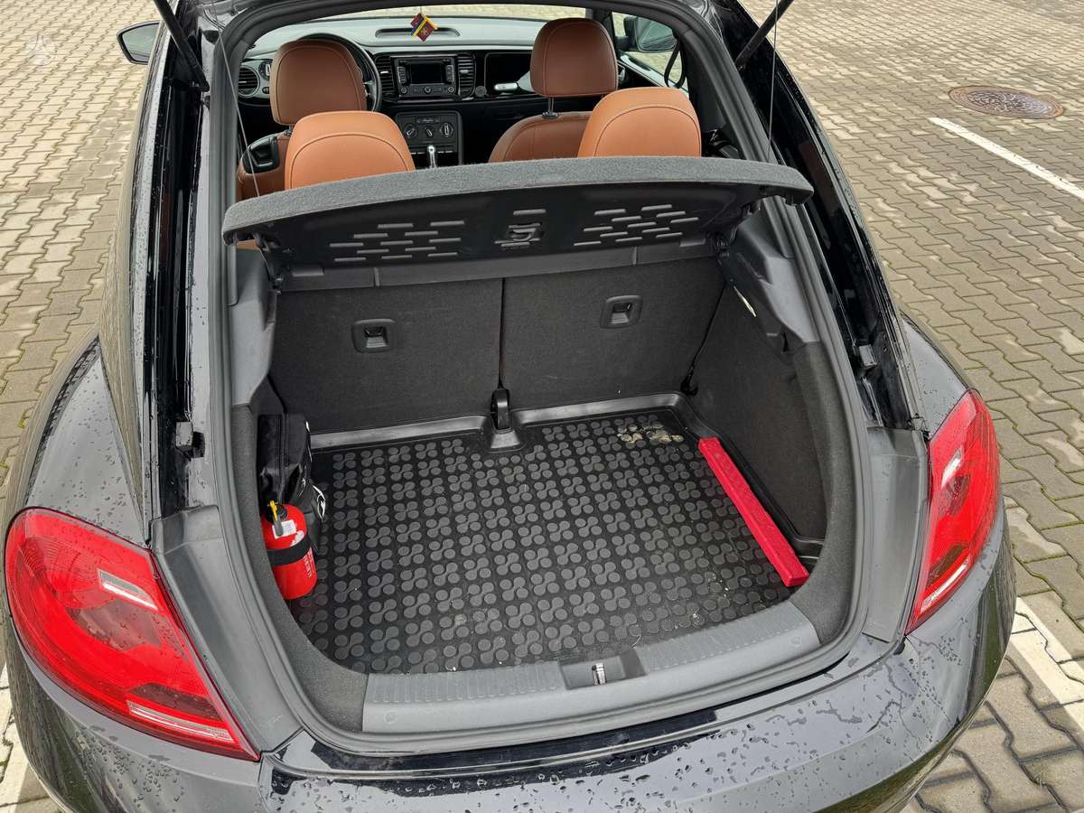 Volkswagen Beetle, 1.8 l., hatchback