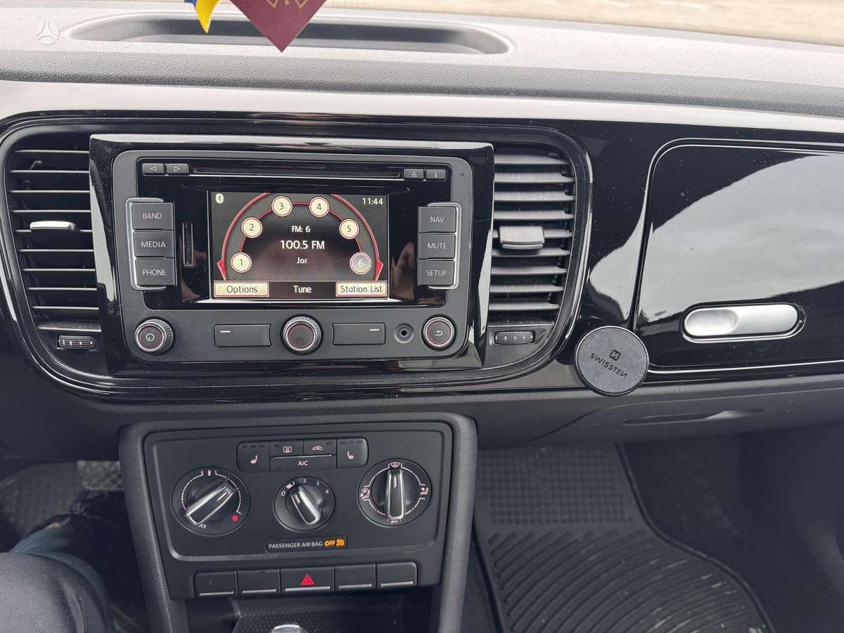 Volkswagen Beetle, 1.8 l., hatchback