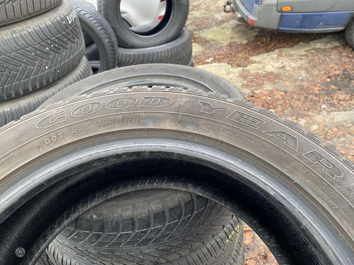 Goodyear Vector 4 Seasons, всесезонные 225/50 R17