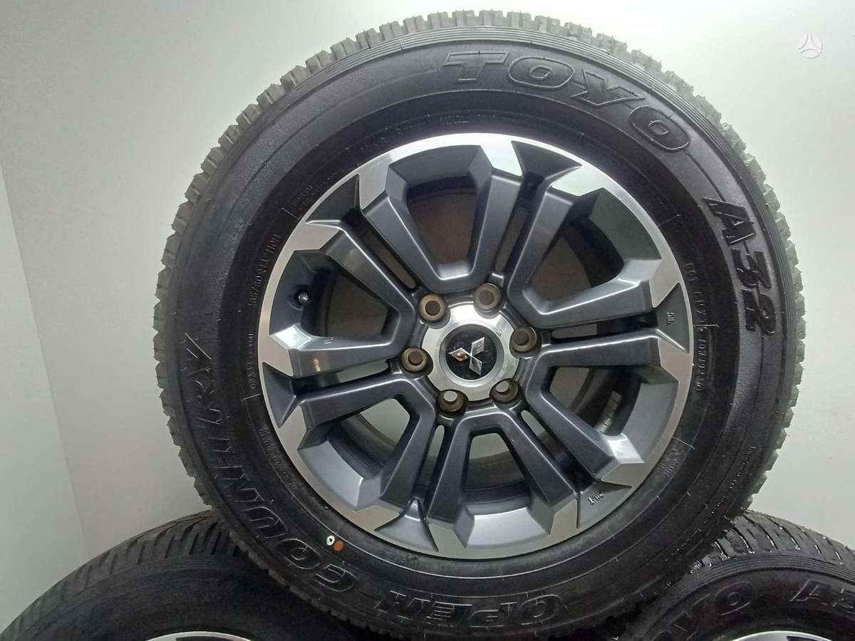 Mitsubishi L200 R18