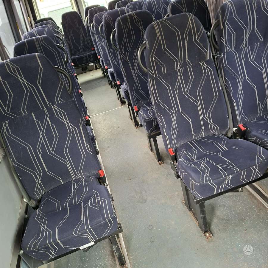 Volkswagen Crafter, passenger minibus