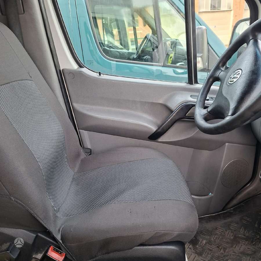 Volkswagen Crafter, passenger minibus