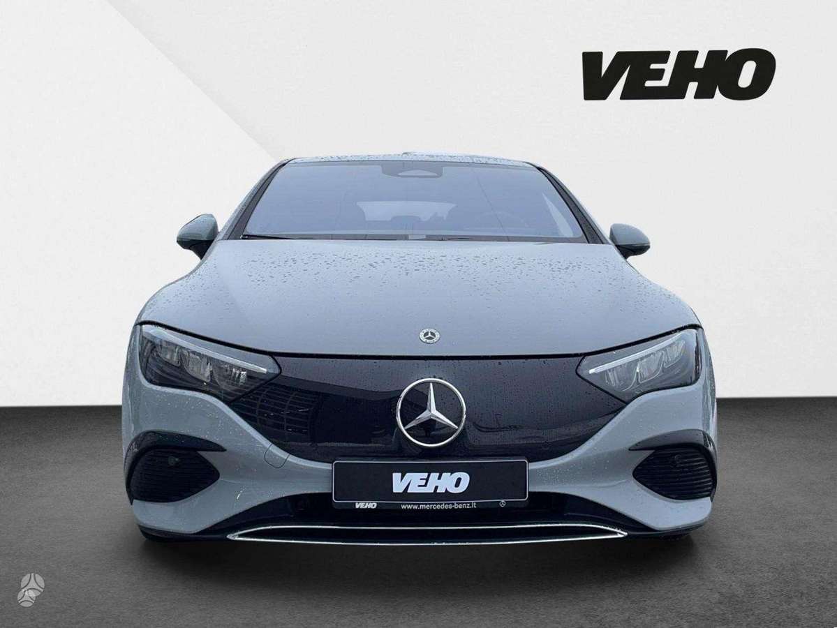 Mercedes-Benz EQE, sedanas