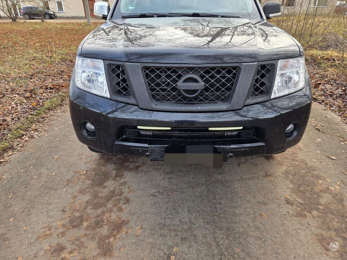 Nissan Navara Dalimis