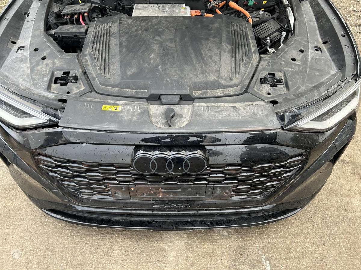 Audi Q8 e-tron