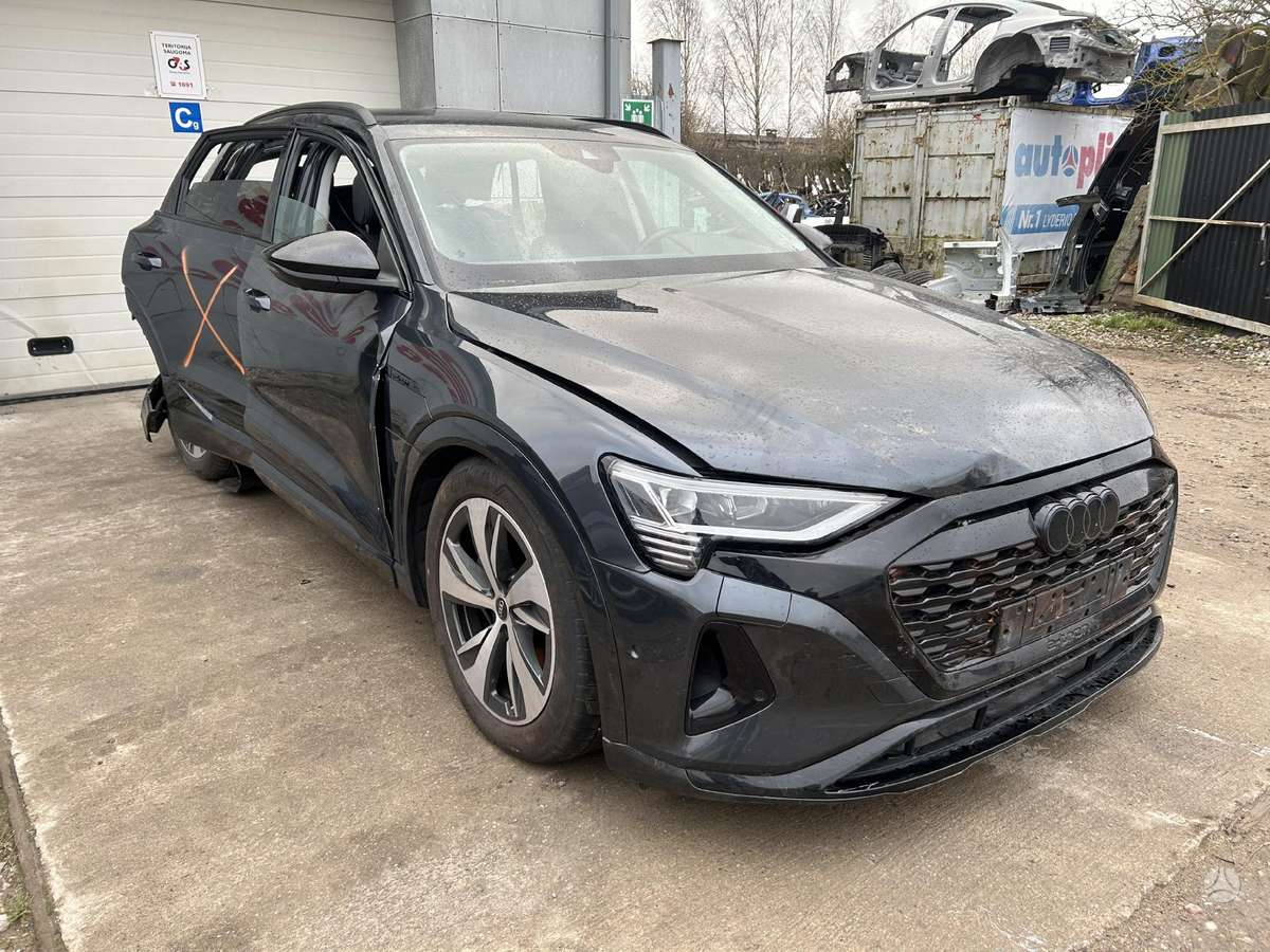 Audi Q8 e-tron
