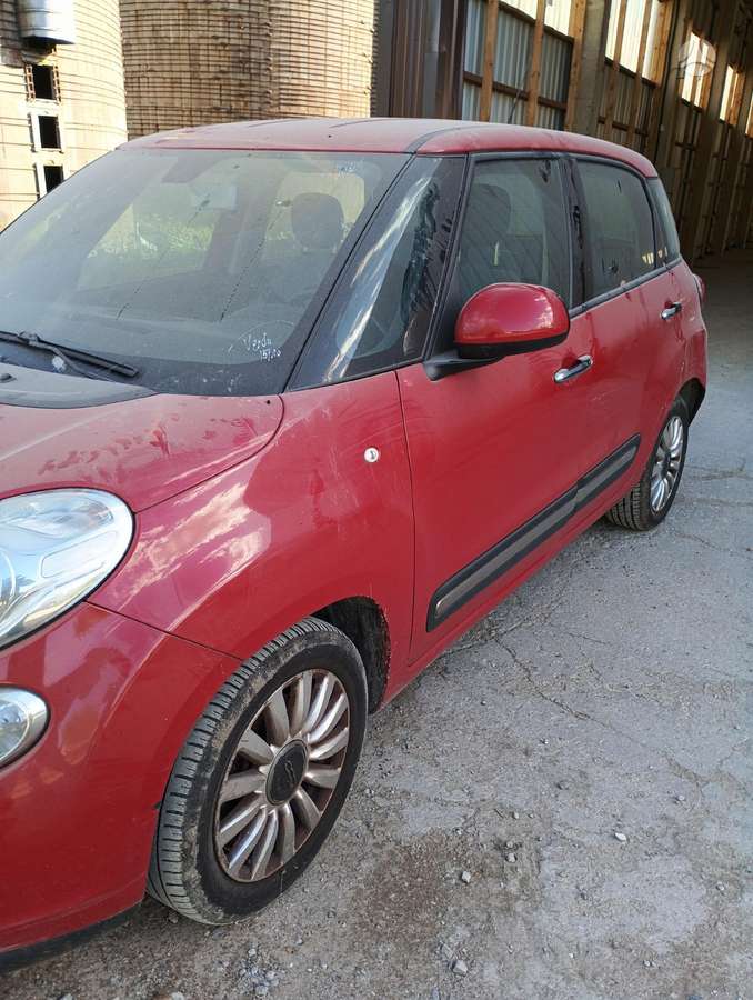 Fiat 500L по частям