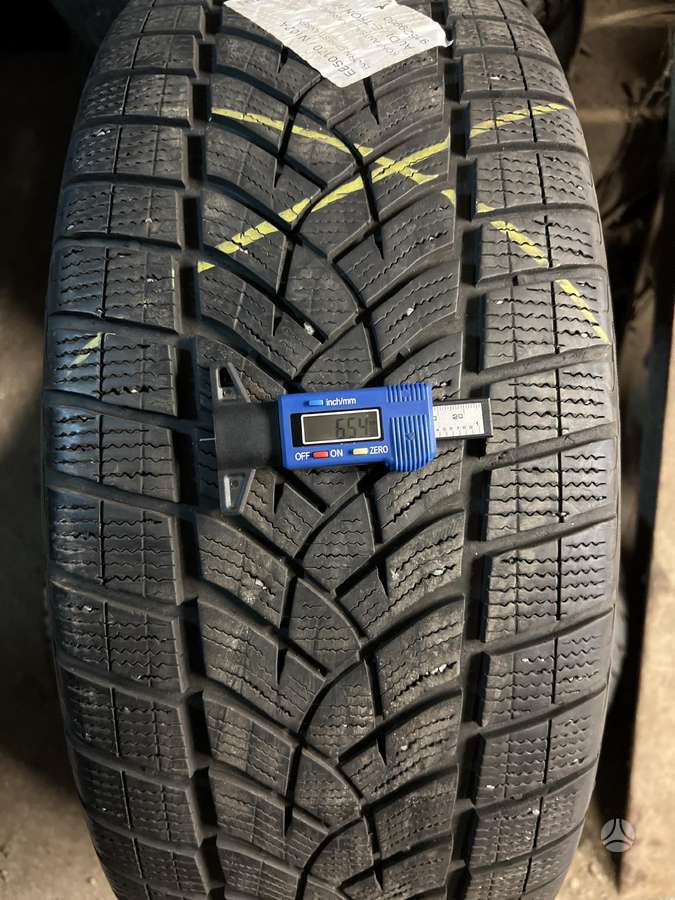 Goodyear ULTRAGRIP ICE SUV, winter 255/50 R20