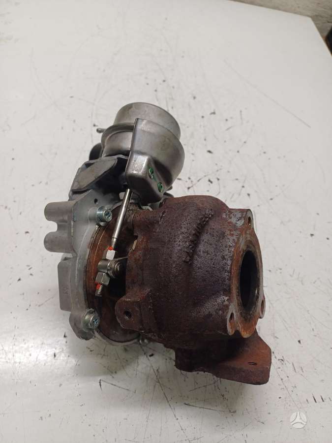 Opel Vivaro, 54389880017, детали двигателя