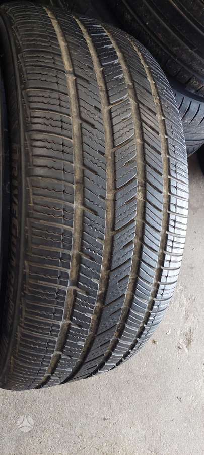 Bridgestone, vasaras 245/45 R19