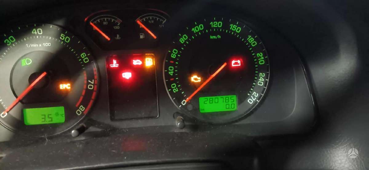 Skoda Superb for parts