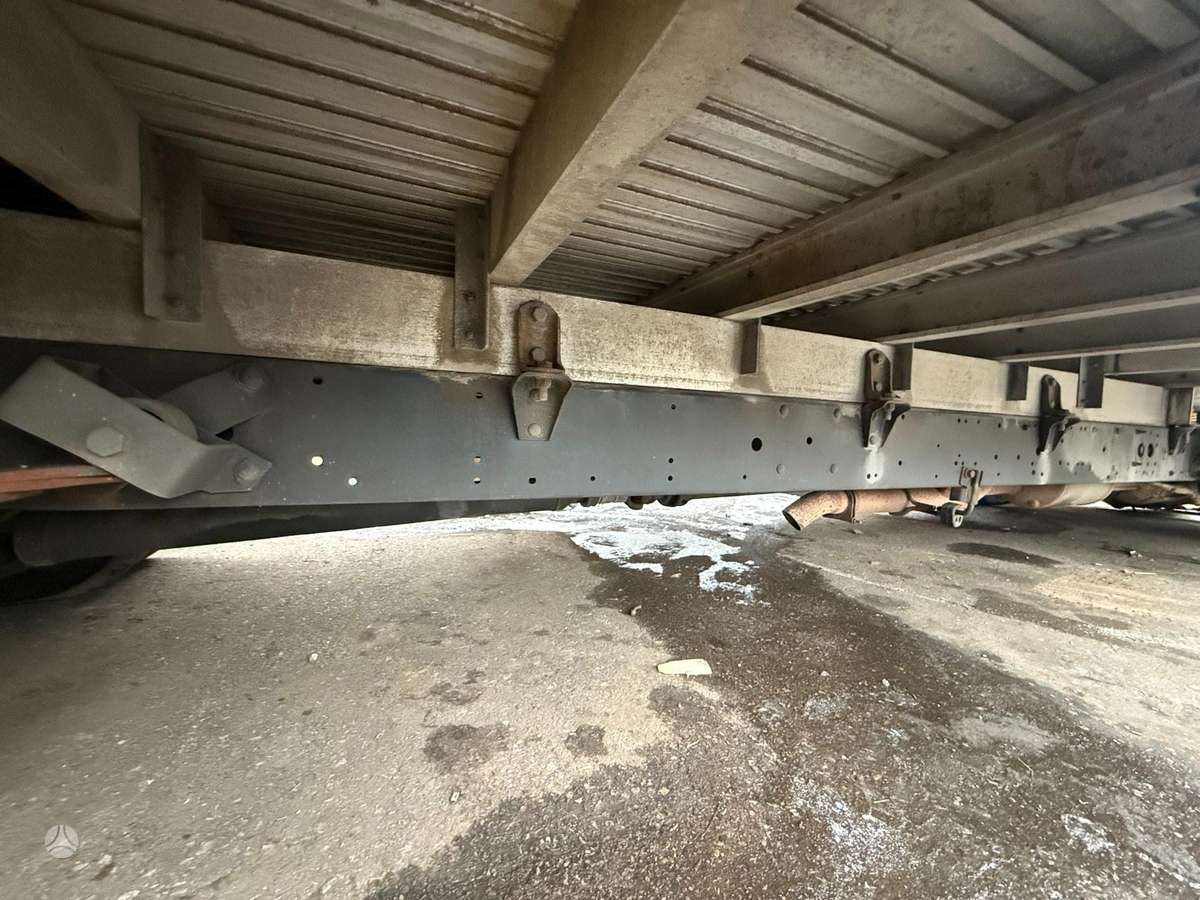 Iveco DAILY PLATFORM, грузовые микроавтобусы