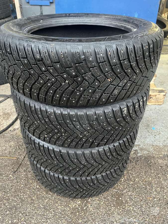 Continental IceContact 3, winter 215/60 R17