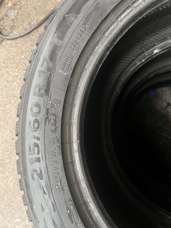 Continental IceContact 3, winter 215/60 R17