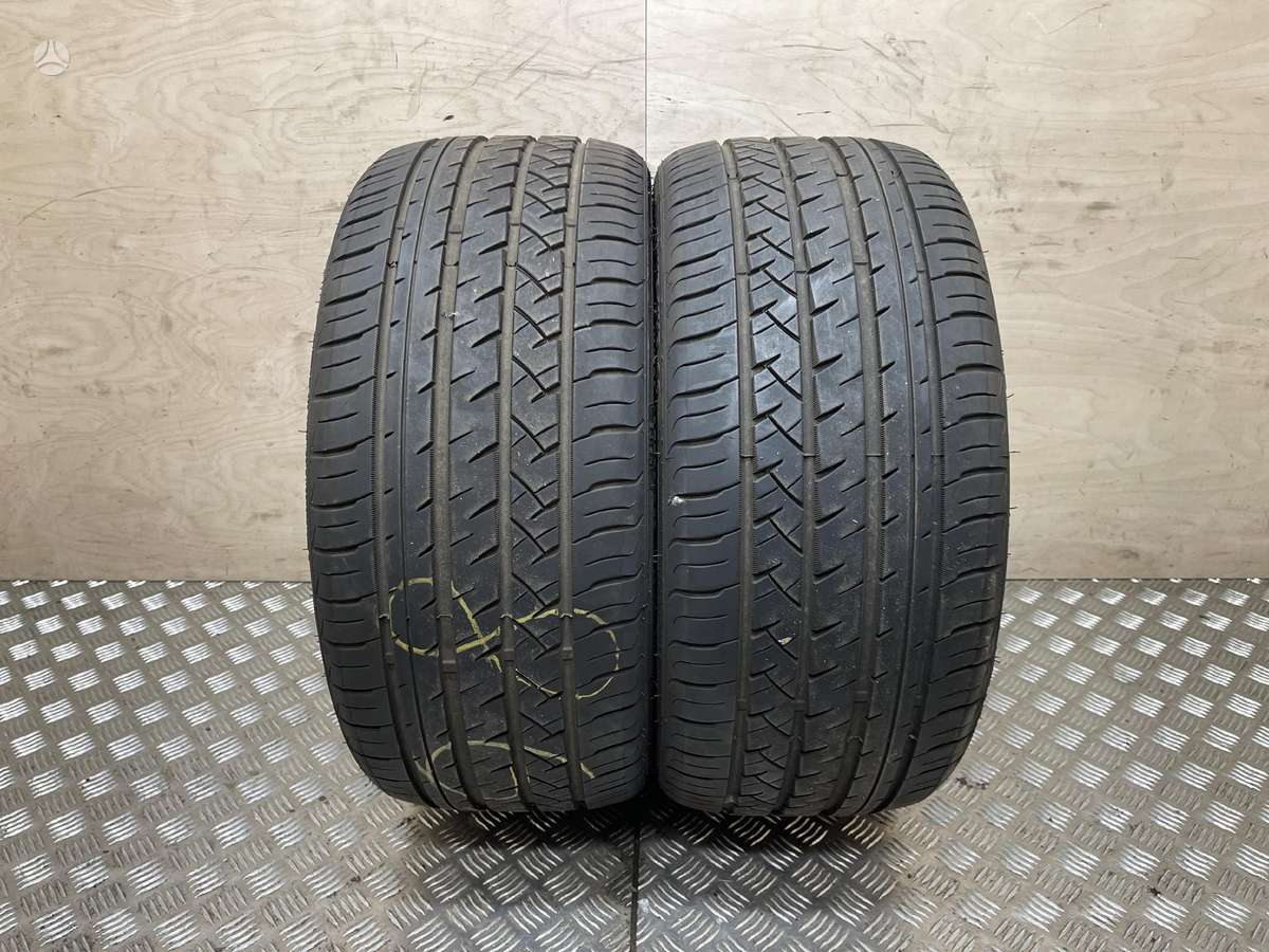 Sonix PRIME UHP 08, summer 255/35 R20