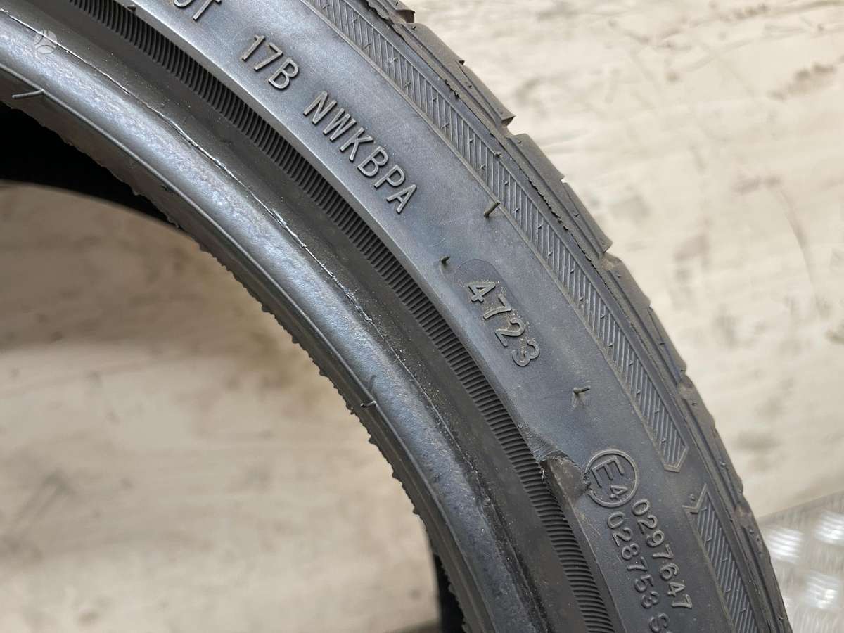 Sonix PRIME UHP 08, summer 255/35 R20