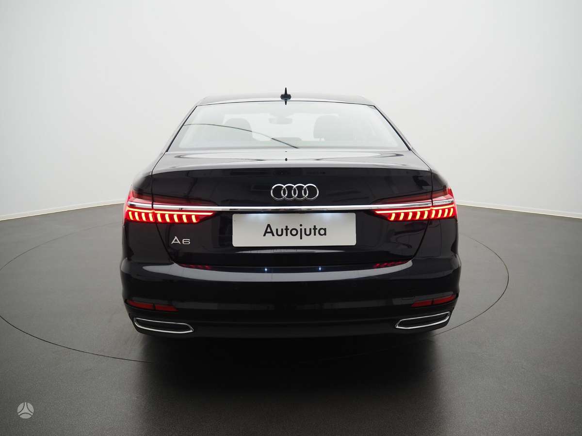 Audi A6, 2.0 l., Седан