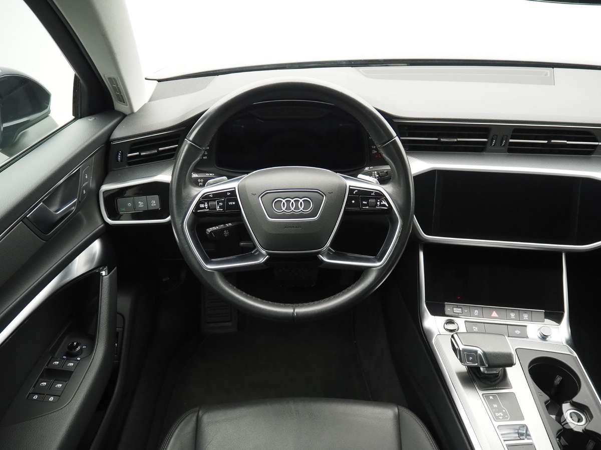 Audi A6, 2.0 l., Седан