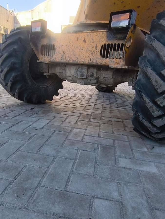 Thwaites Mach573, dumpers / tippers